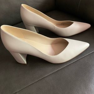Marc Jacobs leather pumps
